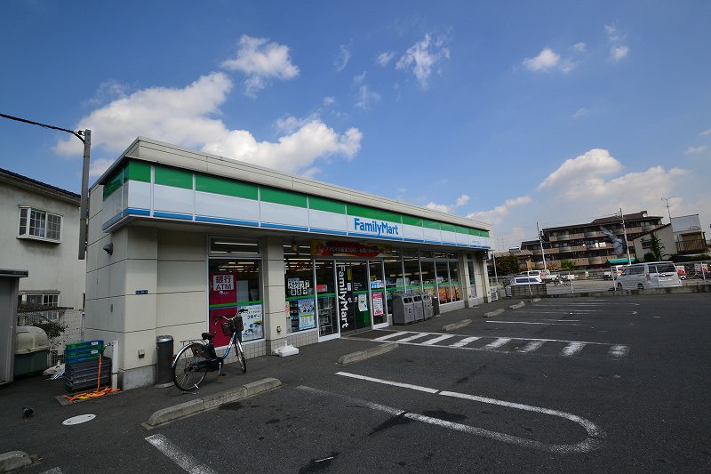 ビバリーコート コンビニ