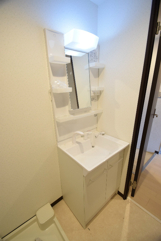 サクシード京都御所西 洗面所