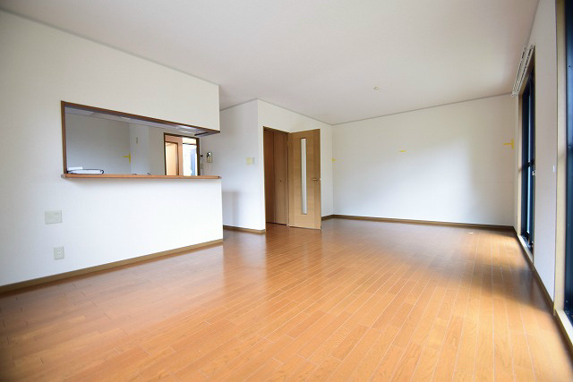 アルファタウン西田原　B リビング