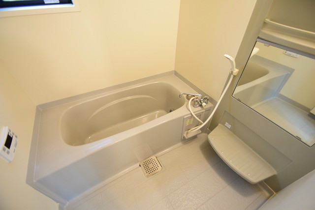 アルファタウン西田原　B 風呂画像