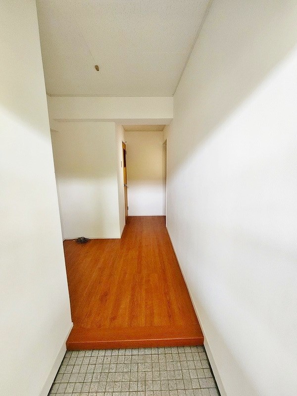 酒井愛宕ビル 玄関