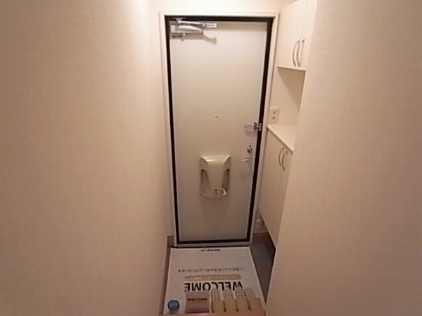 アルカンシェル 玄関