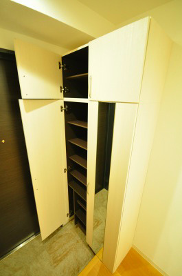 Forest courtⅠ（フォレストコートⅠ） 玄関