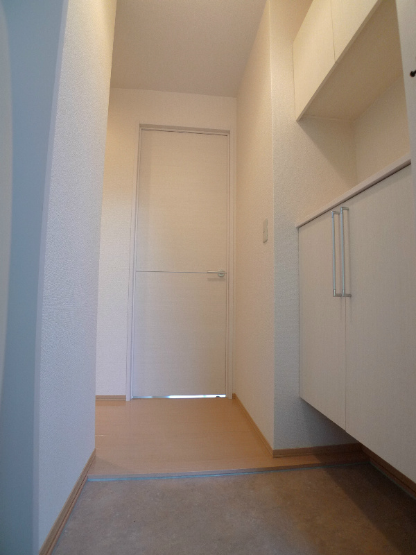 リジェールヒルＢ棟 玄関