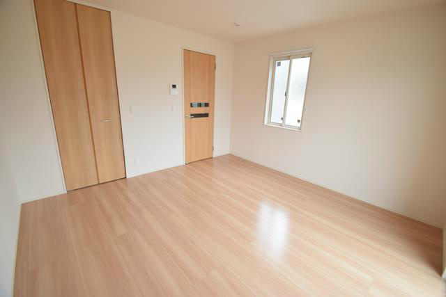 ロイヤルヒルズR ベッドルーム