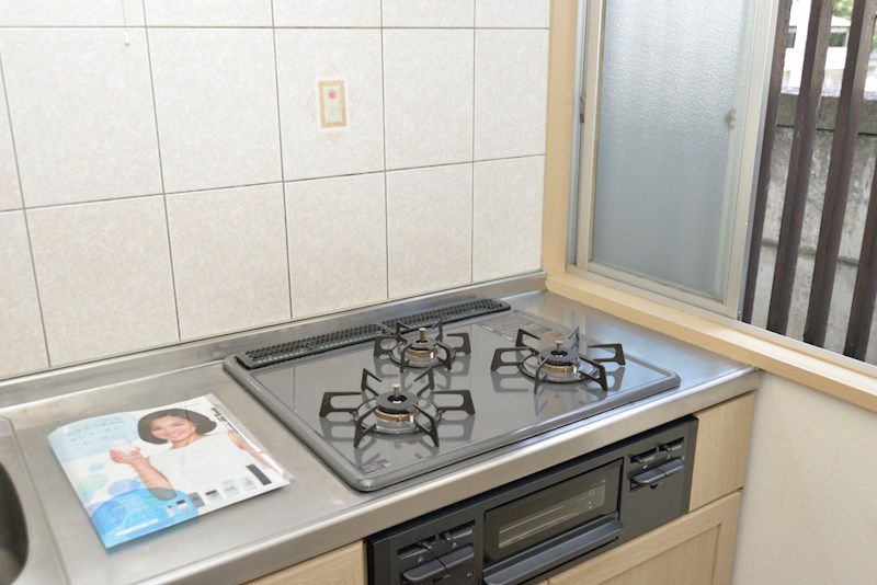 柿の木坂ホームズ キッチン