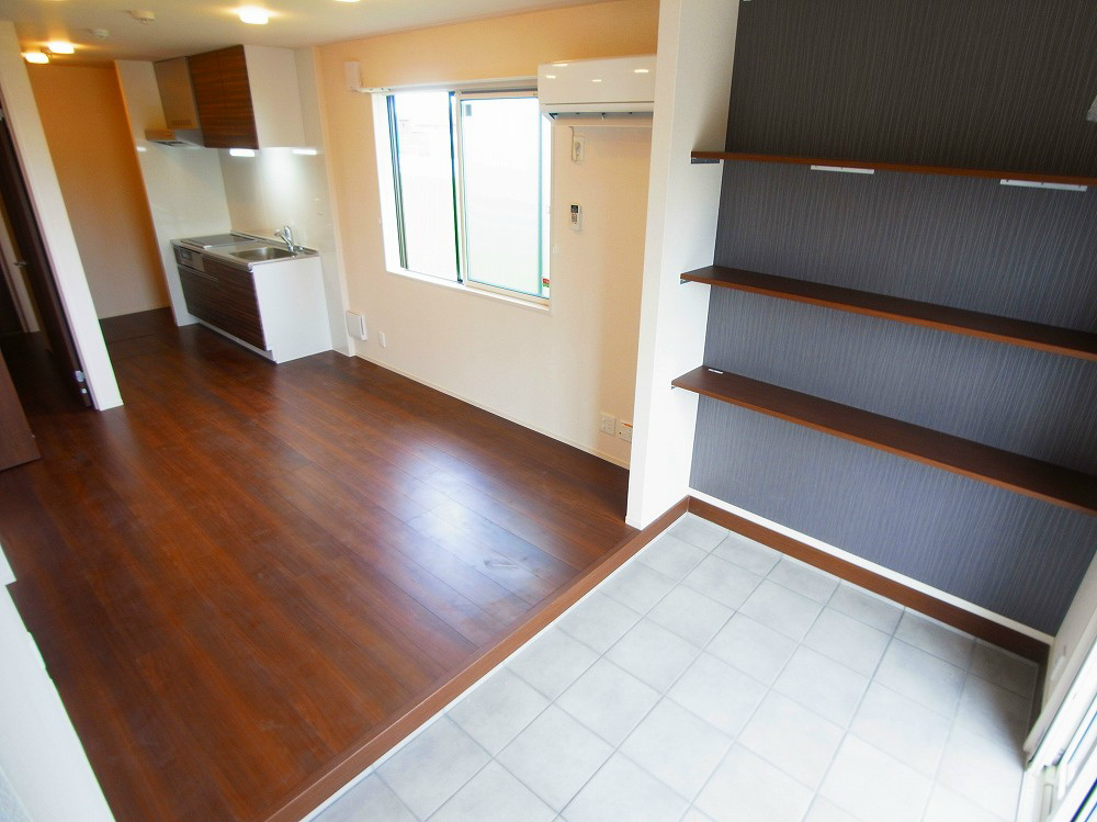 シャルート リビング