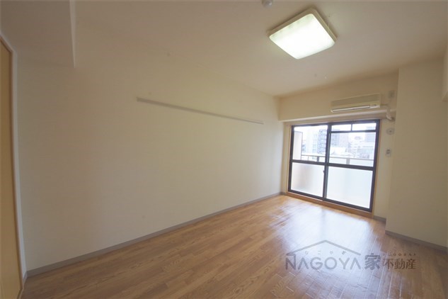 ソレアード関戸 リビング