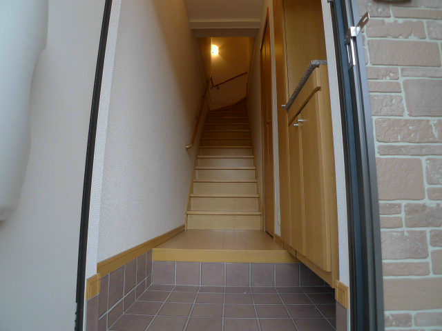 ドゥー　メゾン　セフィオ 玄関