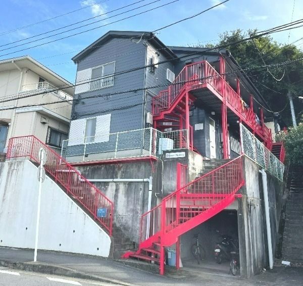 クロノス秦野 202号室 外観