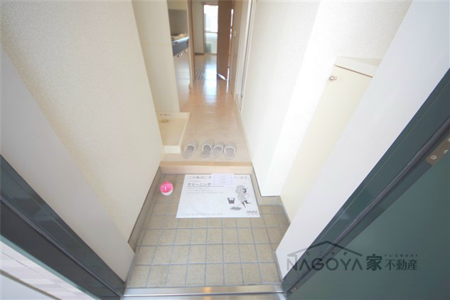 ウェステリア西大須 玄関