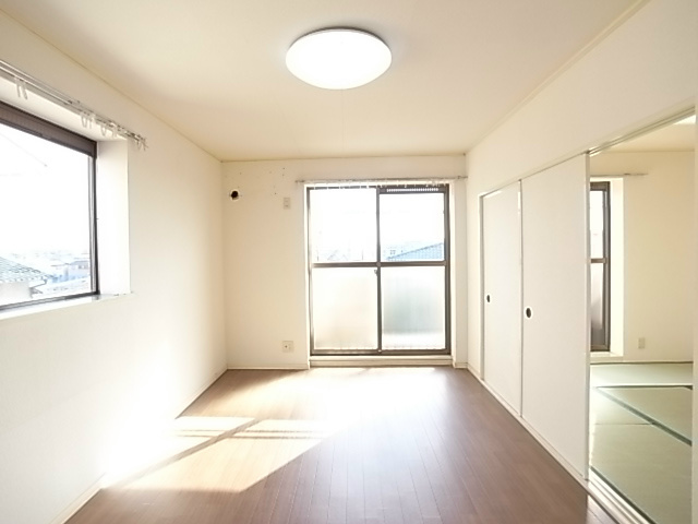 クレストパレス参番館 ベッドルーム