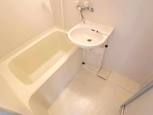 クレストパレス参番館 風呂画像