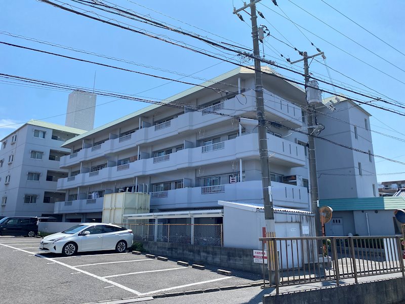 グローバル五日市中央 301号室 外観