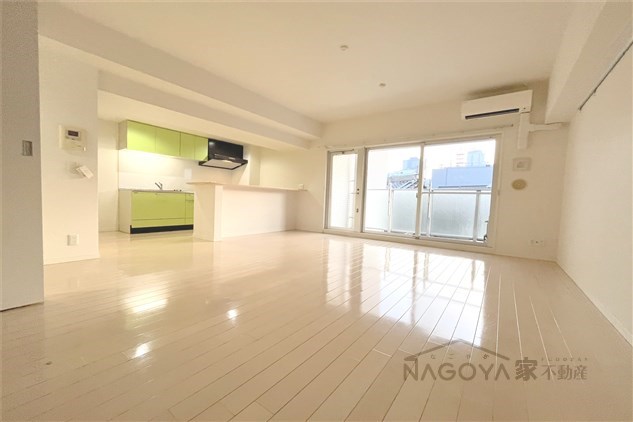 レジディア東桜Ⅱ リビング