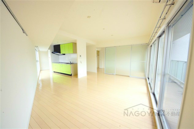 レジディア東桜Ⅱ リビング