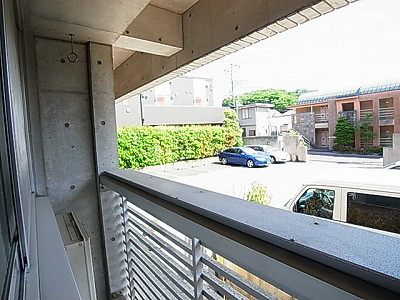 ビートルズスクエア ベランダ