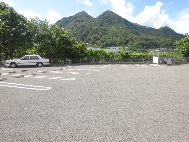 ソレイユみつい 駐車場