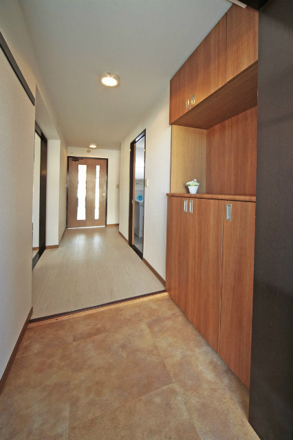 ヒルハイム湘南Ⅰ 玄関