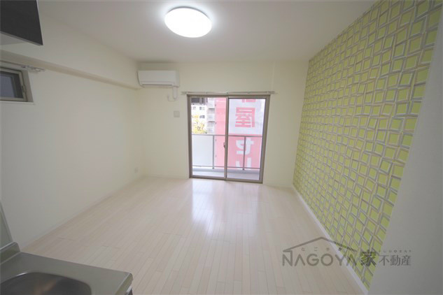 ウイングコート徳川 リビング