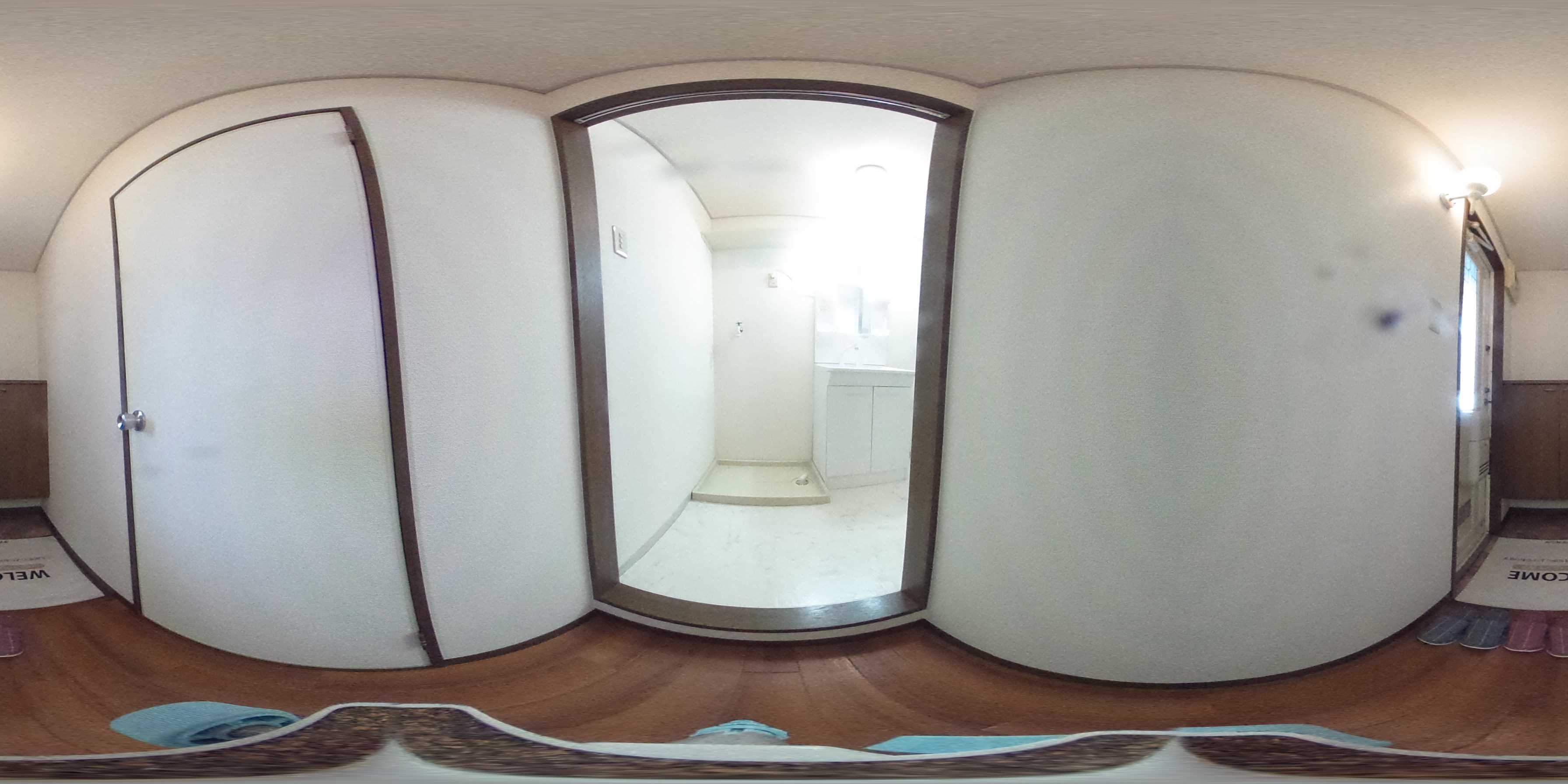 ヴルヴァール観世 玄関