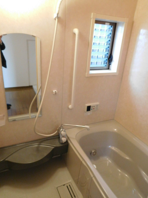 出田貸家 風呂画像