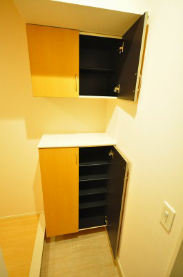 ホームメイト八雲 玄関