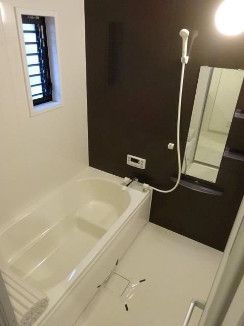 カリエンなめだ 風呂画像