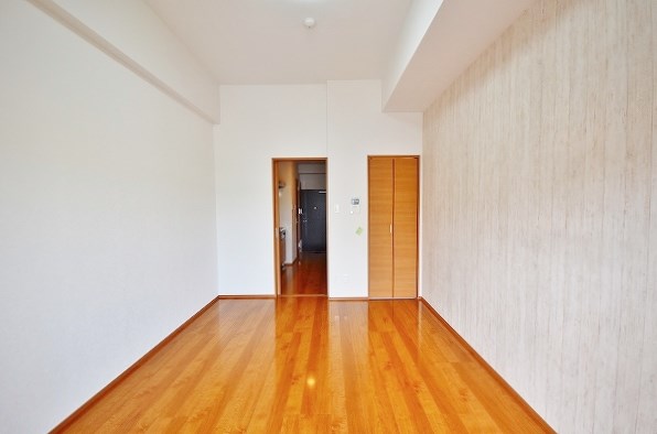 La Feliz下到津(ラ・フェリス下到津) リビング