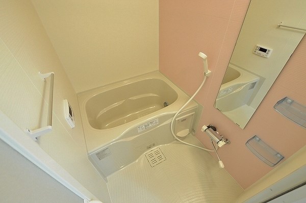 La Feliz下到津(ラ・フェリス下到津) 風呂画像