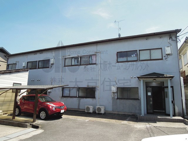 シャルマンコーポイナバ 駐車場