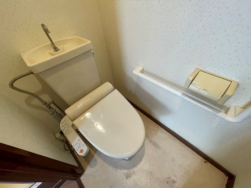 アパートメント二階 その他