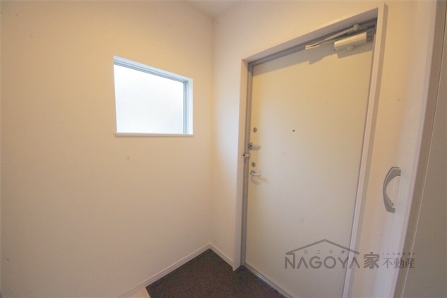 グランレーヴ吹上 玄関