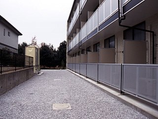 レオパレスクリナーレみなみ野 ベランダ