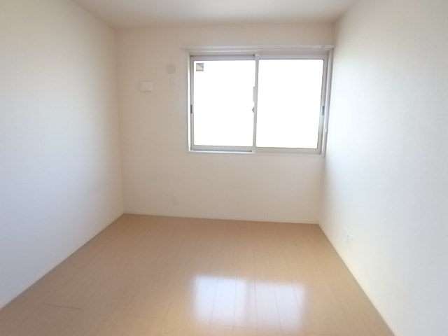 エミナンスⅢ ベッドルーム