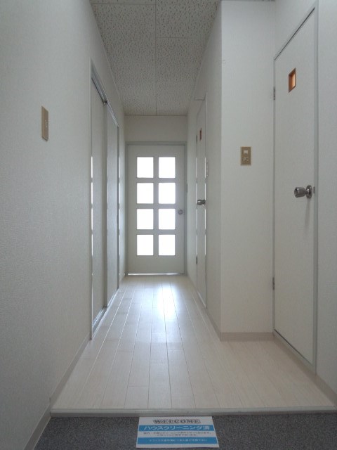 ハイライズ仙水 玄関