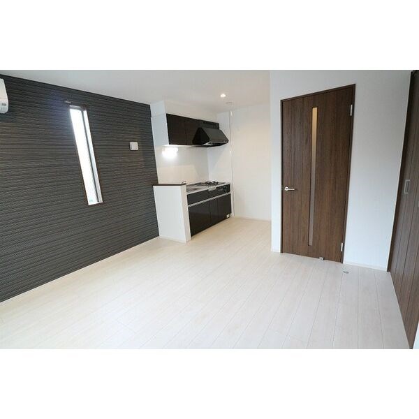 GRANDTIC車道 玄関