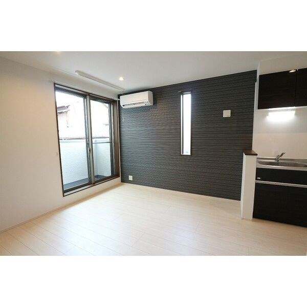 GRANDTIC車道 リビング