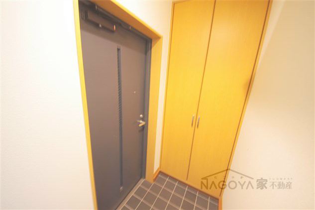 ＡＲＫ　ＰＬＡＴＺ 玄関