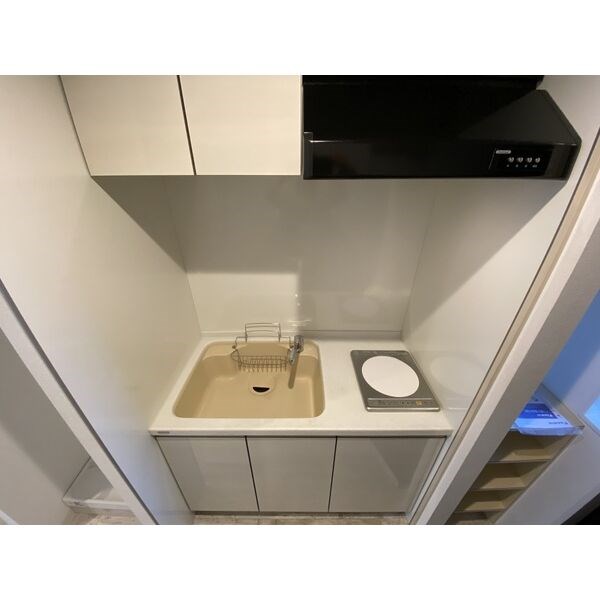 ＳＴ　ＰＬＡＺＡ　ＫＡＮＡＹＡＭＡ キッチン