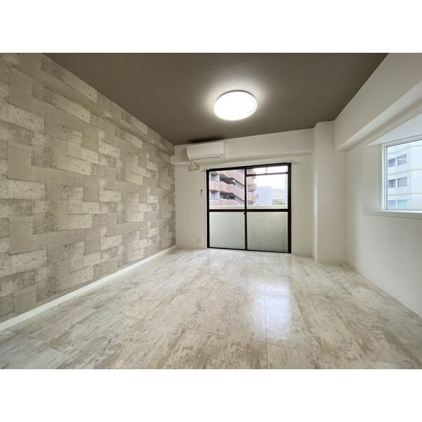 ＳＴ　ＰＬＡＺＡ　ＫＡＮＡＹＡＭＡ ベランダ