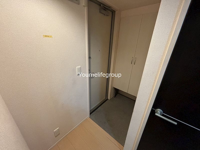 アルウス湘南 玄関