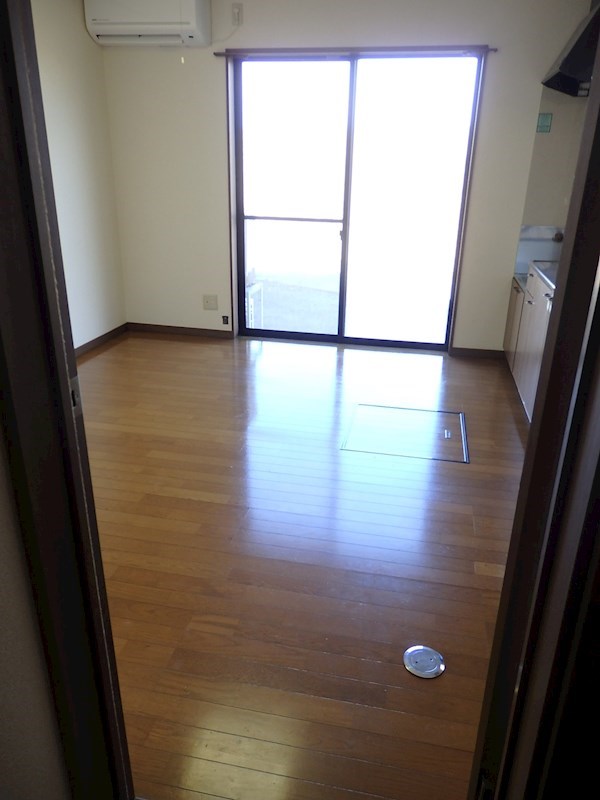 デュープレックス宮野浦 リビング