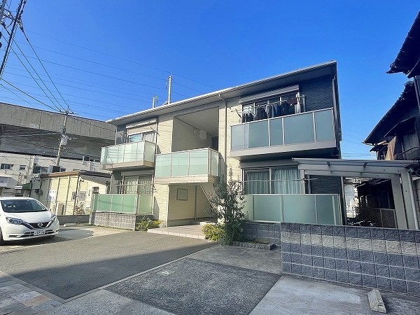 エスポアメゾン 202号室 外観