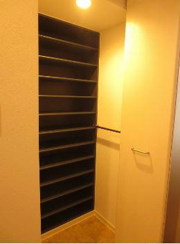 TREEBELL-BRICIA　N 玄関