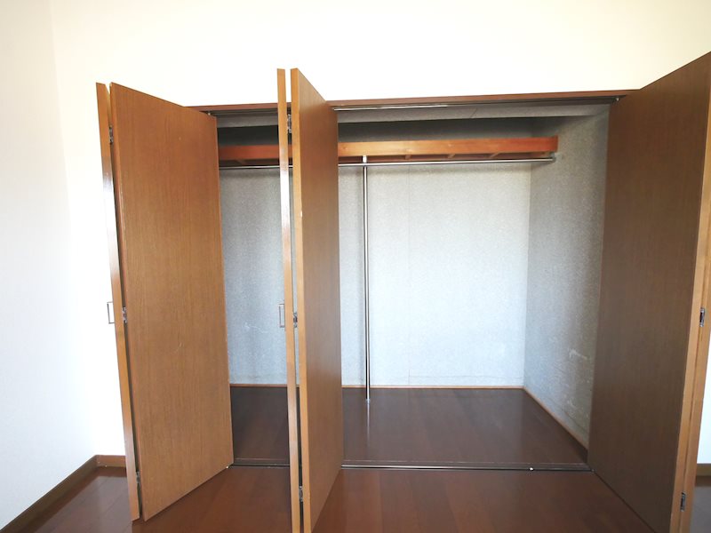 プラムマンション     収納