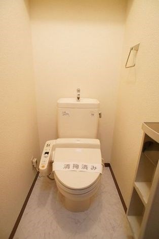 シャーメゾンカトレア トイレ