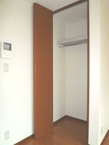 シャーメゾンカトレア 収納