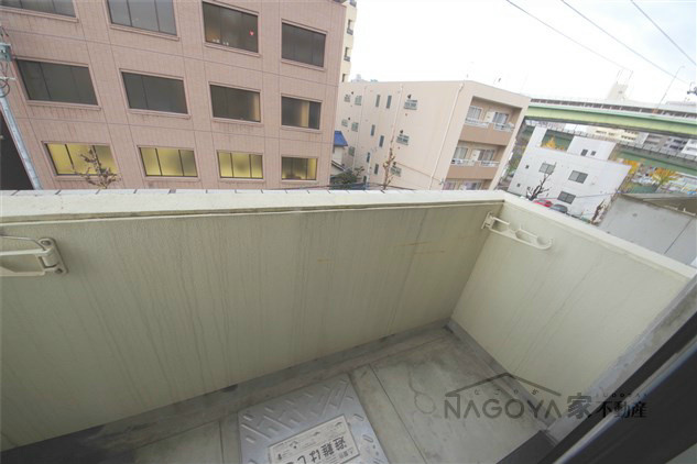 ドール新栄 ベランダ