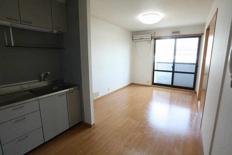 ゼファーA リビング